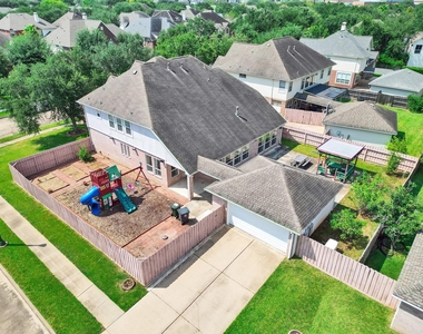 3902 Breaux Bridge Lane - Photo Thumbnail 2