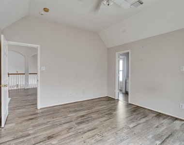 3902 Breaux Bridge Lane - Photo Thumbnail 36
