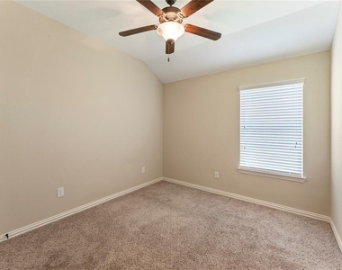 14618 Raleighs Meadow Court - Photo Thumbnail 20