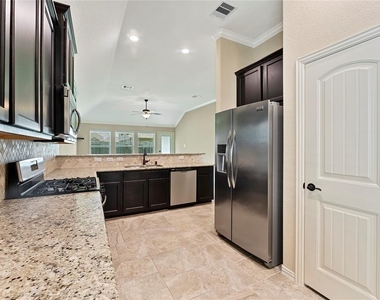 14618 Raleighs Meadow Court - Photo Thumbnail 8