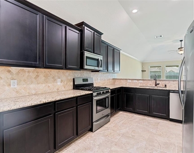 14618 Raleighs Meadow Court - Photo Thumbnail 9