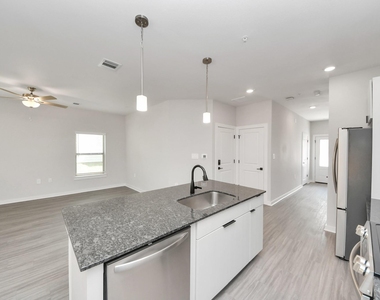 7711 Longmire Road - Photo Thumbnail 9