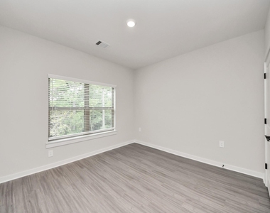 7711 Longmire Road - Photo Thumbnail 21