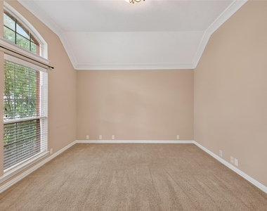 14326 Manorbier Lane - Photo Thumbnail 3