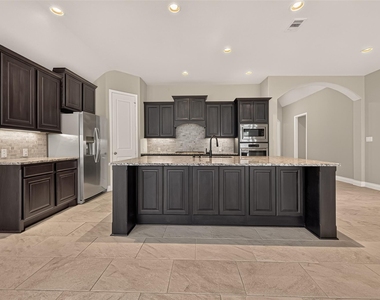 27124 Holtwood Grove Road - Photo Thumbnail 8