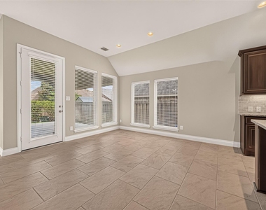 27124 Holtwood Grove Road - Photo Thumbnail 4