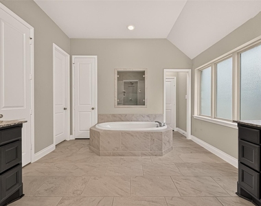 27124 Holtwood Grove Road - Photo Thumbnail 23