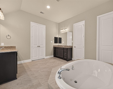 27124 Holtwood Grove Road - Photo Thumbnail 26