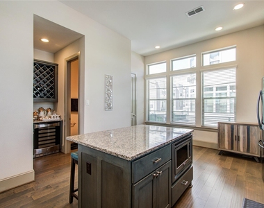 3104 Mitchell Landing Court - Photo Thumbnail 21