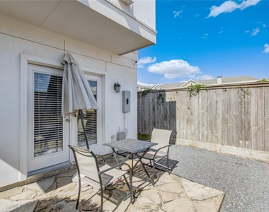 3104 Mitchell Landing Court - Photo Thumbnail 40