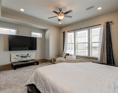 3104 Mitchell Landing Court - Photo Thumbnail 33