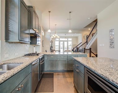 3104 Mitchell Landing Court - Photo Thumbnail 20