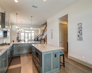 3104 Mitchell Landing Court - Photo Thumbnail 16