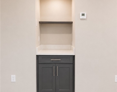 16341 Dublin Circle - Photo Thumbnail 8