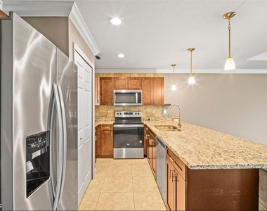 1530 Gretchen Avenue S - Photo Thumbnail 4