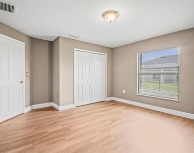 1530 Gretchen Avenue S - Photo Thumbnail 20