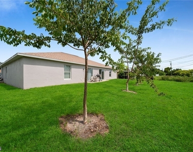 4106 Sw 7th Place - Photo Thumbnail 19