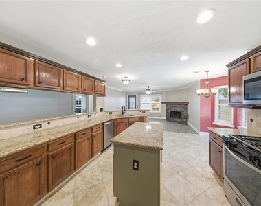 13506 Spring Court - Photo Thumbnail 13