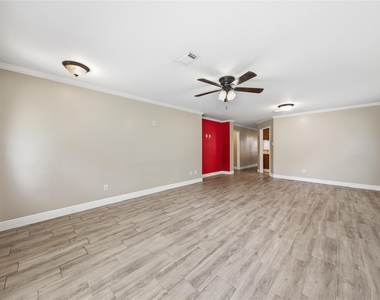 13506 Spring Court - Photo Thumbnail 2