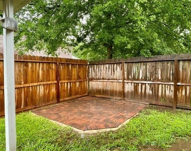 13506 Spring Court - Photo Thumbnail 31