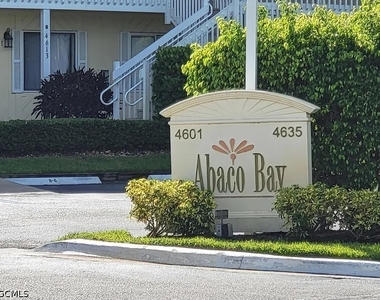 4611 Bayshore Drive - Photo Thumbnail 4