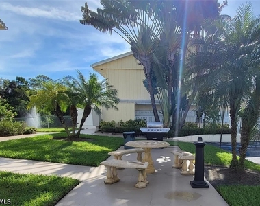 4611 Bayshore Drive - Photo Thumbnail 3