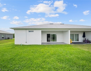 715 Homer Avenue S - Photo Thumbnail 22