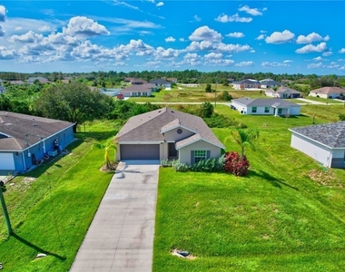 418 Pickford Avenue - Photo Thumbnail 12
