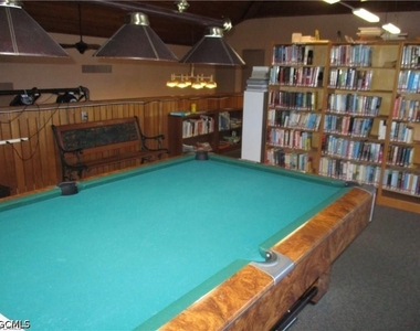 11060 Caravel Circle - Photo Thumbnail 7