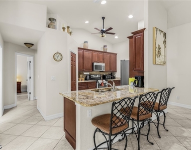 1513 Sw 43rd Lane - Photo Thumbnail 7