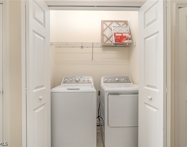 2740 Blossom Way - Photo Thumbnail 20