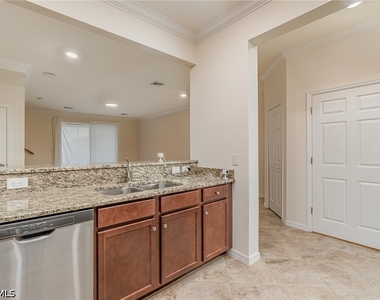 2740 Blossom Way - Photo Thumbnail 5