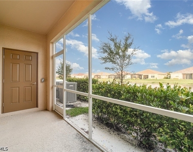 2740 Blossom Way - Photo Thumbnail 25