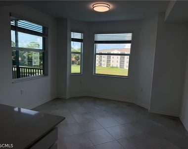 18411 Copperhead Court N - Photo Thumbnail 24