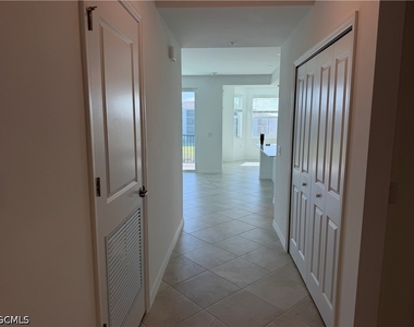 18411 Copperhead Court N - Photo Thumbnail 15