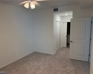 18411 Copperhead Court N - Photo Thumbnail 3