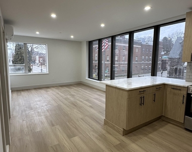 215 Main - Photo Thumbnail 2