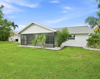 903 Se 20th Court - Photo Thumbnail 6