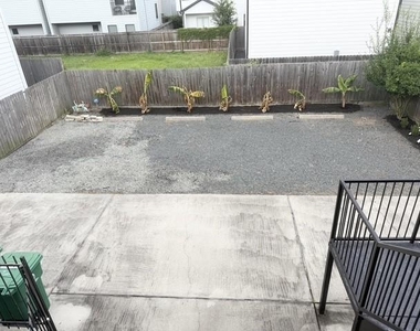 2116 Live Oak Street - Photo Thumbnail 24