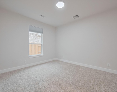 200 Catalina Cove Drive - Photo Thumbnail 35