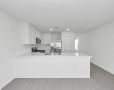 1031 Garnet Rain Circle - Photo Thumbnail 4