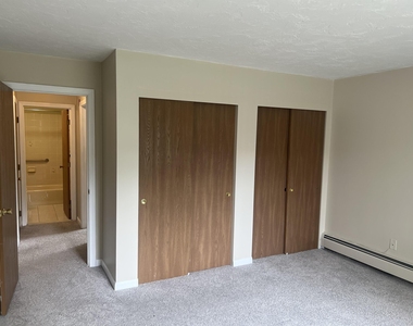 385 Huse - Photo Thumbnail 31