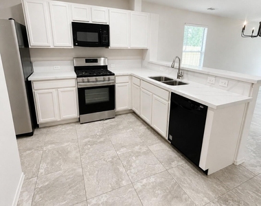 9227 Shaded Pines Drive - Photo Thumbnail 2