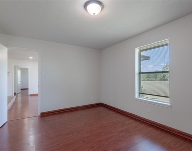 65 Paisano Lane - Photo Thumbnail 12
