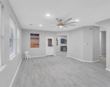 15834 Mountain Mist Trail - Photo Thumbnail 14