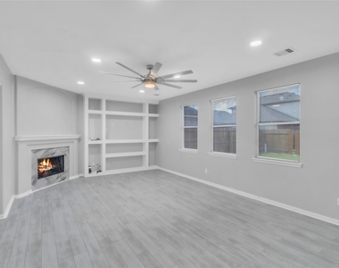 15834 Mountain Mist Trail - Photo Thumbnail 13