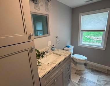 61 Sheridan - Photo Thumbnail 15