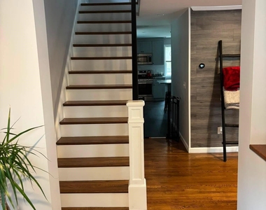 61 Sheridan - Photo Thumbnail 3