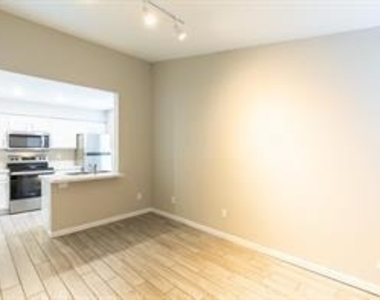 3900 Woodchase Drive - Photo Thumbnail 2