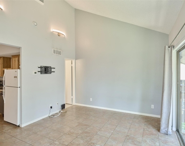 12900 Walden Road - Photo Thumbnail 9